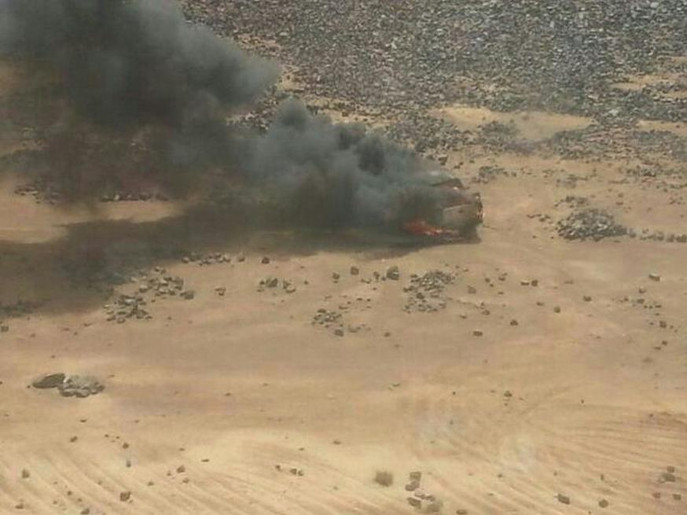 الجيش يدمر سيارة قادمة من العمق السوري