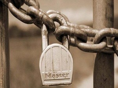 عمان : إغلاق 167 مؤسسة تجارية مختلفة