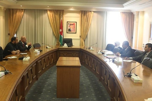المعلمين تجتمع بالخارجية  ..  تفاصيل