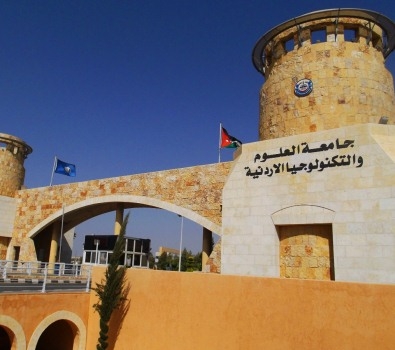 جثة داخل التكنولوجيا  ..  والأمن يحقق