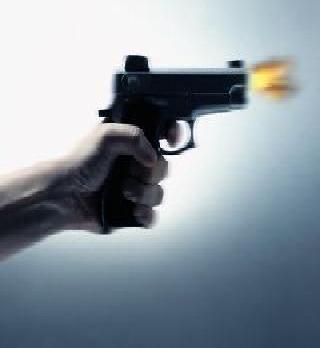 إصابة شابين بالرصاص .. 