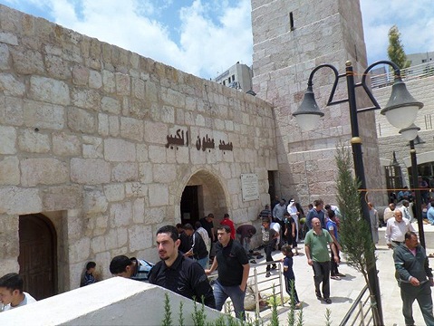 130 مسجدا بعجلون بلا ائمة ومؤذنين .. 