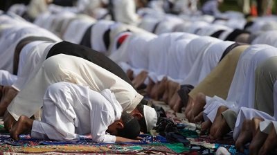 17 ساحة لأداء صلاة العيد بإربد