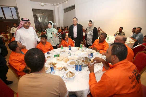 الامانة تقيم افطارا رمضانيا لعمال الوطن