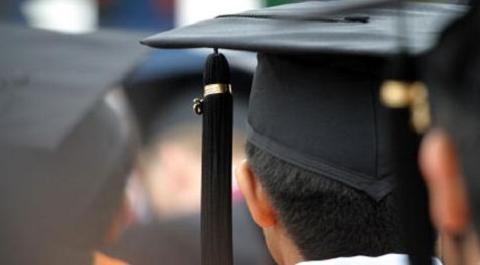 اعتماد الدراسات العليا في الجامعات الأردنية  