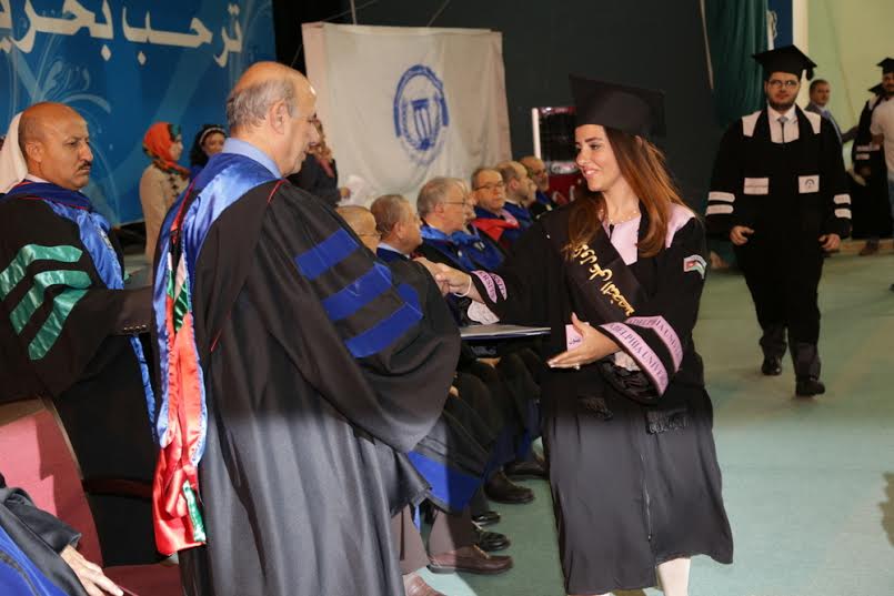  فيلادلفيا تزهو بتخريج كوكبة من طلبتها