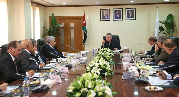 الملك يؤكد أهمية دور العقبة الخاصة .. 