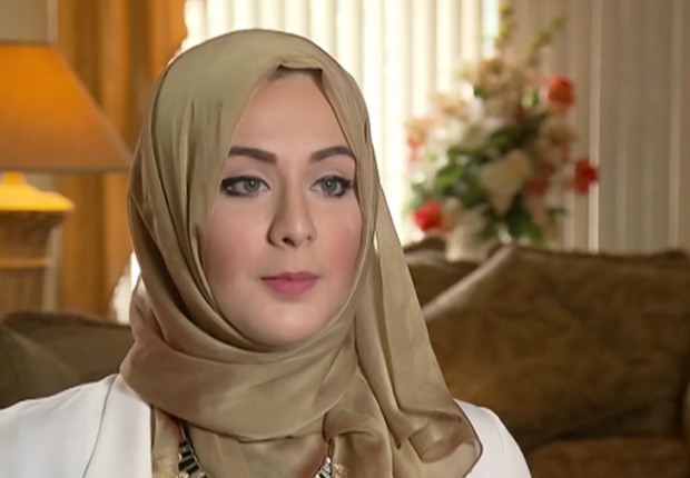 اميركية فلسطينية محجبة الأكثر أناقة في أميركا  ..  صور وفيديو