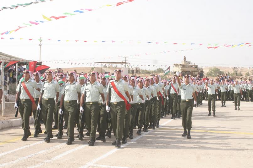 تخريج دورة مستجدين عسكريين