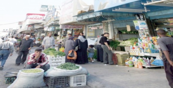 تجار الزرقاء يحتجون  .. 