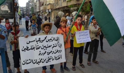 عباس يطالب بحق العودة لفلسطينيي سوريا