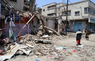 مقتل 20 مدنيا في قصف للحوثيين على سوق شرق صنعاء