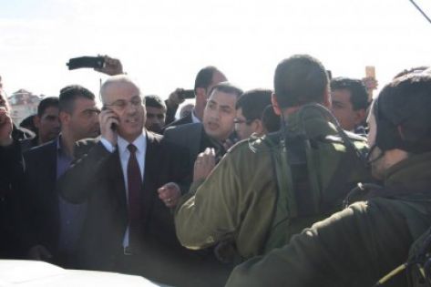 إسرائيل تمنع رئيس الوزراء الفلسطيني من دخول القدس