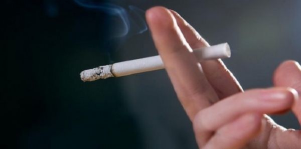 الكويت: 650 الف دولار عقوبة التدخين بالاماكن العامة 