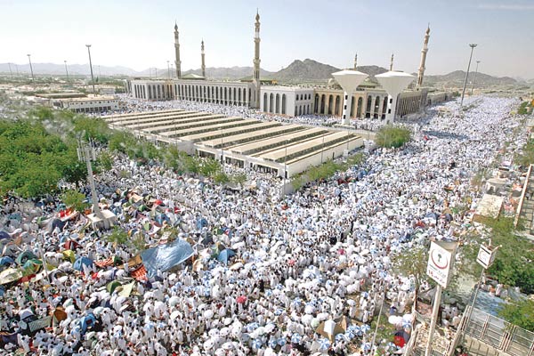 ضيوف الرحمن فى عرفة  ..  صور
