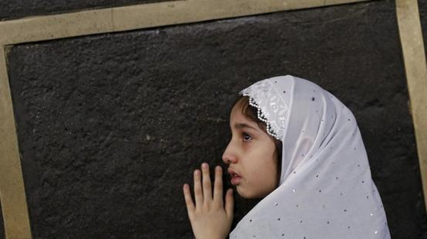 صورة مؤئرة في الحج  ..  شاهد