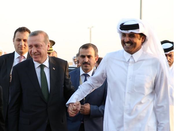 أردوغان وأمير قطر يبحثان الانتهاكات للمسجد الأقصى