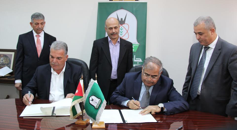 اليرموك توقع اتفاقية لإقامة مبنى لكلية القانون