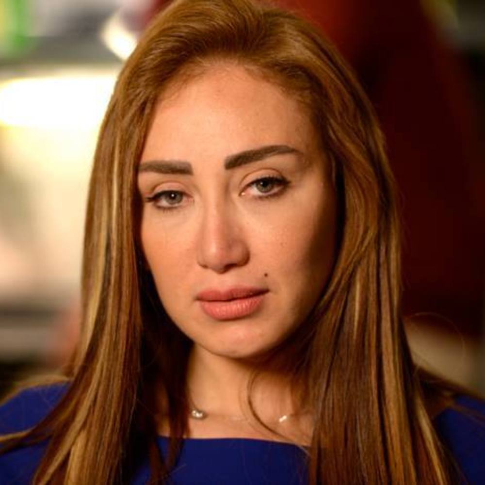 ريهام سعيد لـ إعلامي مصري: أنت اشتهرت على قفايا