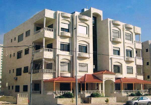 التداول العقاري ينخفض 7 %