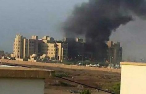 داعش تتبنى استهداف مقر للحكومة اليمينة