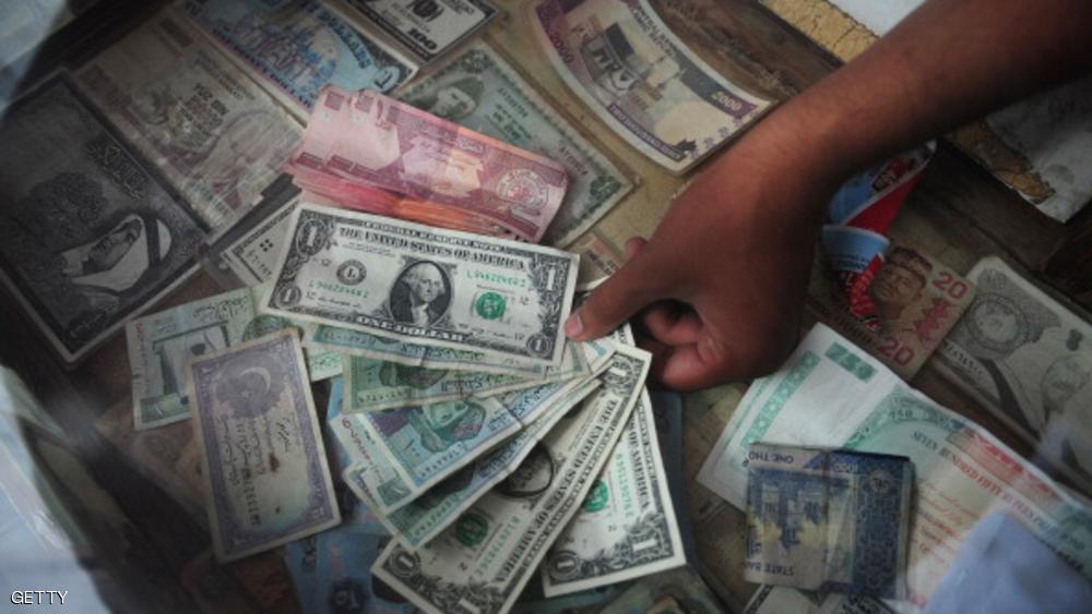 الدولار يسجل ثاني أسبوع من الخسائر