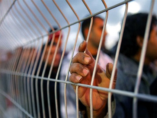استشهاد أسير فلسطيني داخل سجون الاحتلال .. 