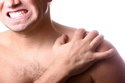 نقص الفيتامينات يسبب ألم العضلات