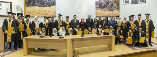 الاردنية :  تخريج كوكبة جديدة من طلبة الدبلومات التدريبية 