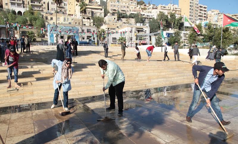 حملة نظافة وسط البلد لهيئة شباب كلنا الأردن