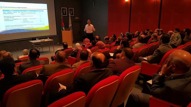 ورشة عمل حول مأسسة إدارة التدويل في الجامعات .. 