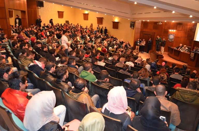 الطيبي يحاضر في جامعة عمان الأهلية .. 
