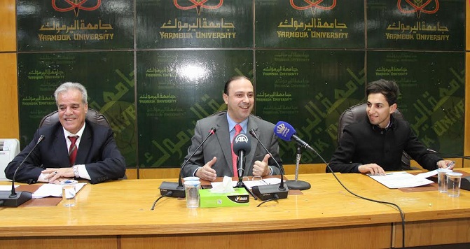 المومني يدعو لترسيخ ثقافة النقد البناء .. 
