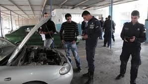 الحكومة لم تبلغ الترخيص بتراجعها عن رفع الرسوم .. 