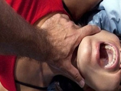 ثلاثيني يقتل شقيقته خنقا .. 