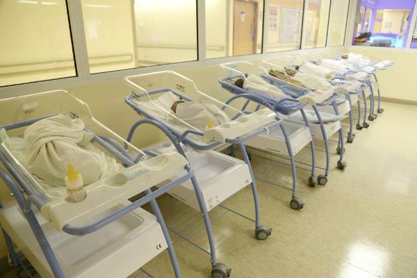 التحقيق بقضية تبديل طفل في اربد .. 