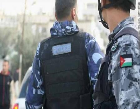 إصابة 12 دركياً بحادث تصادم في اربد