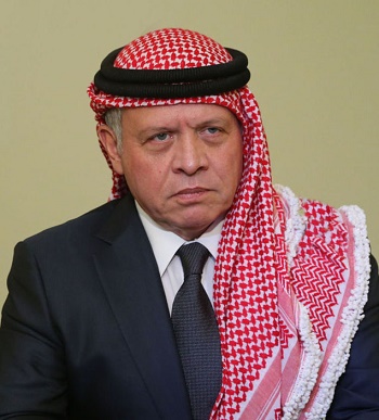 الملك يدين الهجوم الإرهابي على مسجد بالسعودية