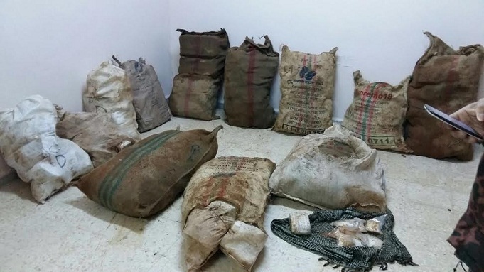 مقتل شخصين حاولا اجتياز الحدود .. 