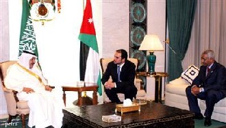 نائب الملك يلتقي وزير الداخلية السعودي