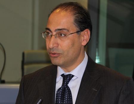 وزير الطاقة يدعو الصناعات لتقديم طلبات للتزود بالغاز الطبيعي