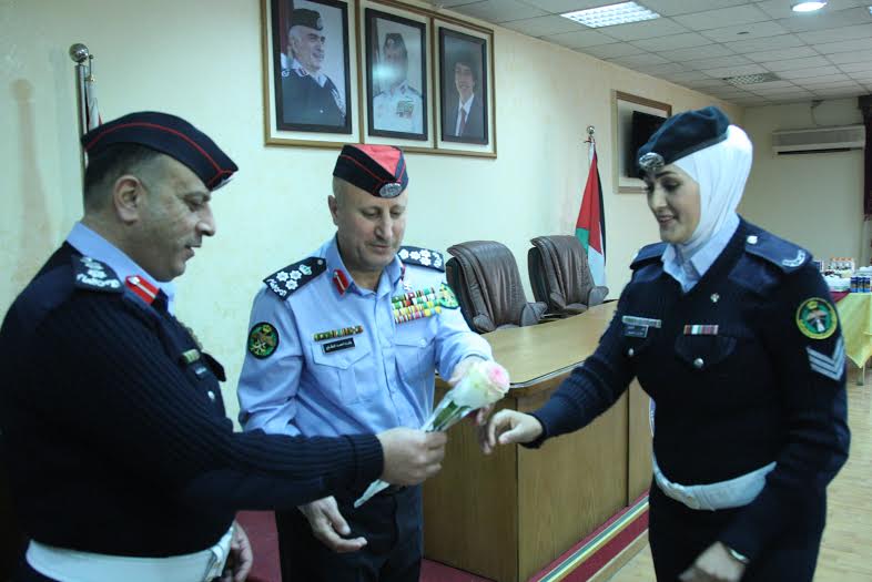 تكريم ضباط وأفراد الشرطة النسائية