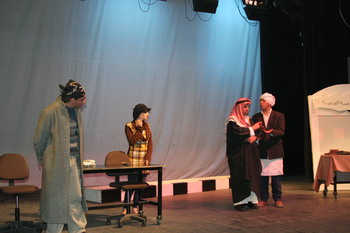 مسرحية اردنية على المسرح القومي باللاذقية اليوم