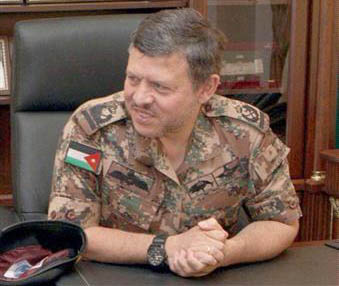 الملك يزور القيادة العامة 