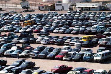 مطالب باستثناء مركبات الحرة المستعملة من رفع الضرائب