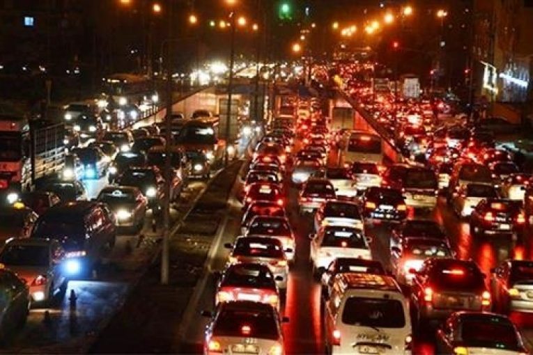 300 الف سيارة اجنبية دخلت الأردن لمنتصف تموز
