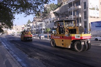 الأمانة تنجز أعمال تعبيد وصيانة بكلفة  32 مليون و722 الف دينار العام الحالي 