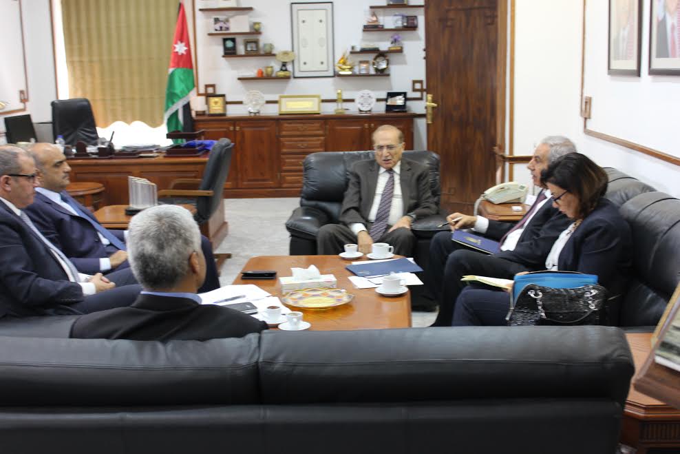  العناني يطلب مصر استثناء الشركات الاردنية من شرط التسجيل 