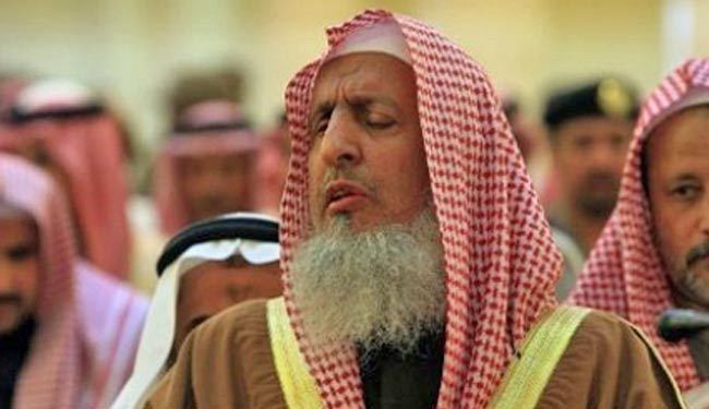 مفتي السعودية لـ خامنئي : لستم مسلمين يا أبناء المجوس	