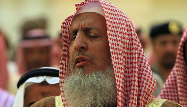 مفتي السعودية يعتذر عن خطبة عرفة لأول مرة منذ 35 عامًا